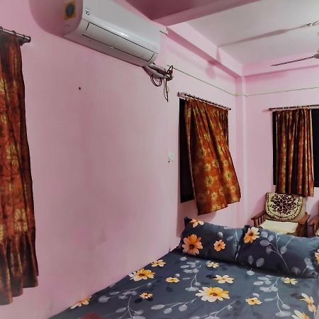 Krishna Homestay Garudeshwar Bagian luar foto